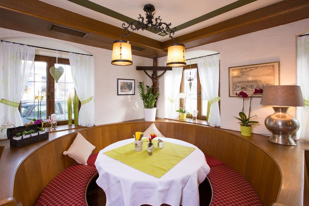 Gasthof Zum Lamm Hotel Garmisch-Partenkirchen Exterior photo